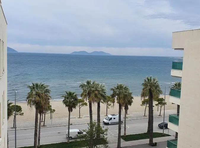 Me Qera Lungomare Mari * Vlorë