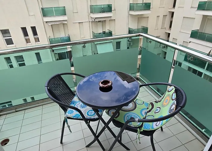 Me Qera Lungomare Mari Appartement