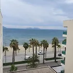 Me Qera Lungomare Mari * Wlora