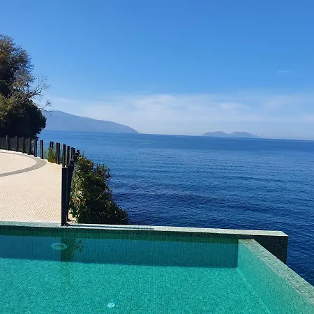 Me Qera Lungomare Mari Vlorë