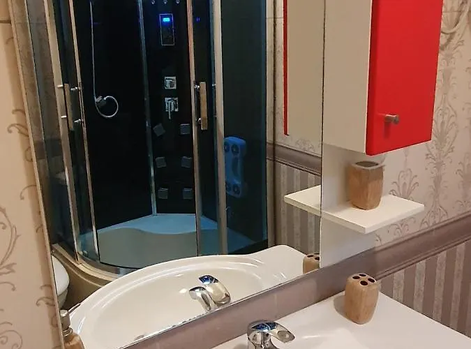 公寓 Me Qera Lungomare Mari